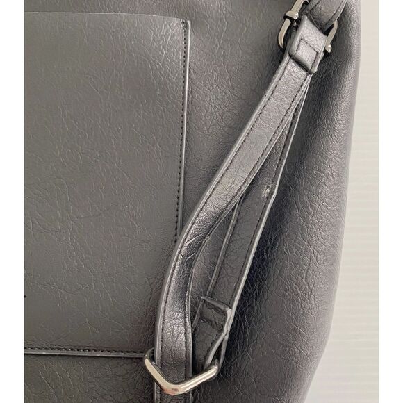 Alaskan Apparel Live Life Happy Black Faux Leather Hand bag - Picture 10 of 12